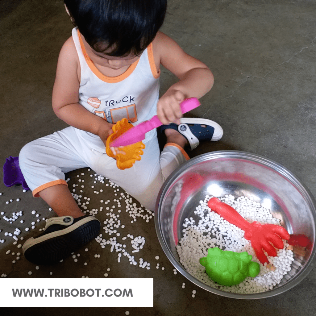 Fun Activities That Will Keep Your Toddler Engaged For A Long Productive Time